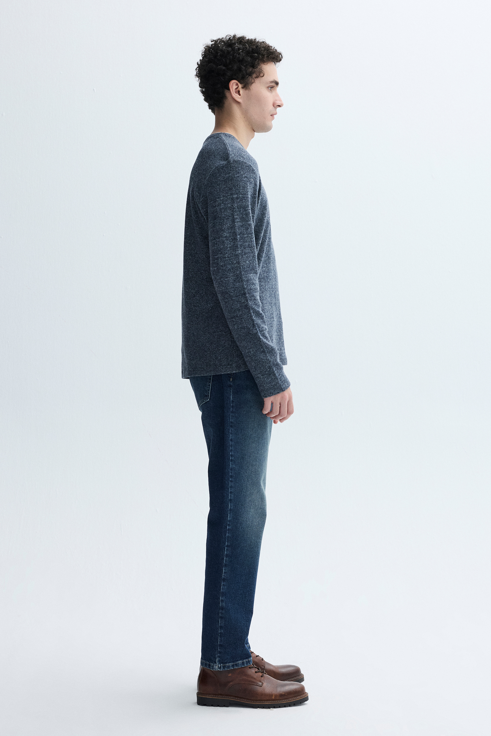 BİSİKLET YAKA SWEATSHIRT