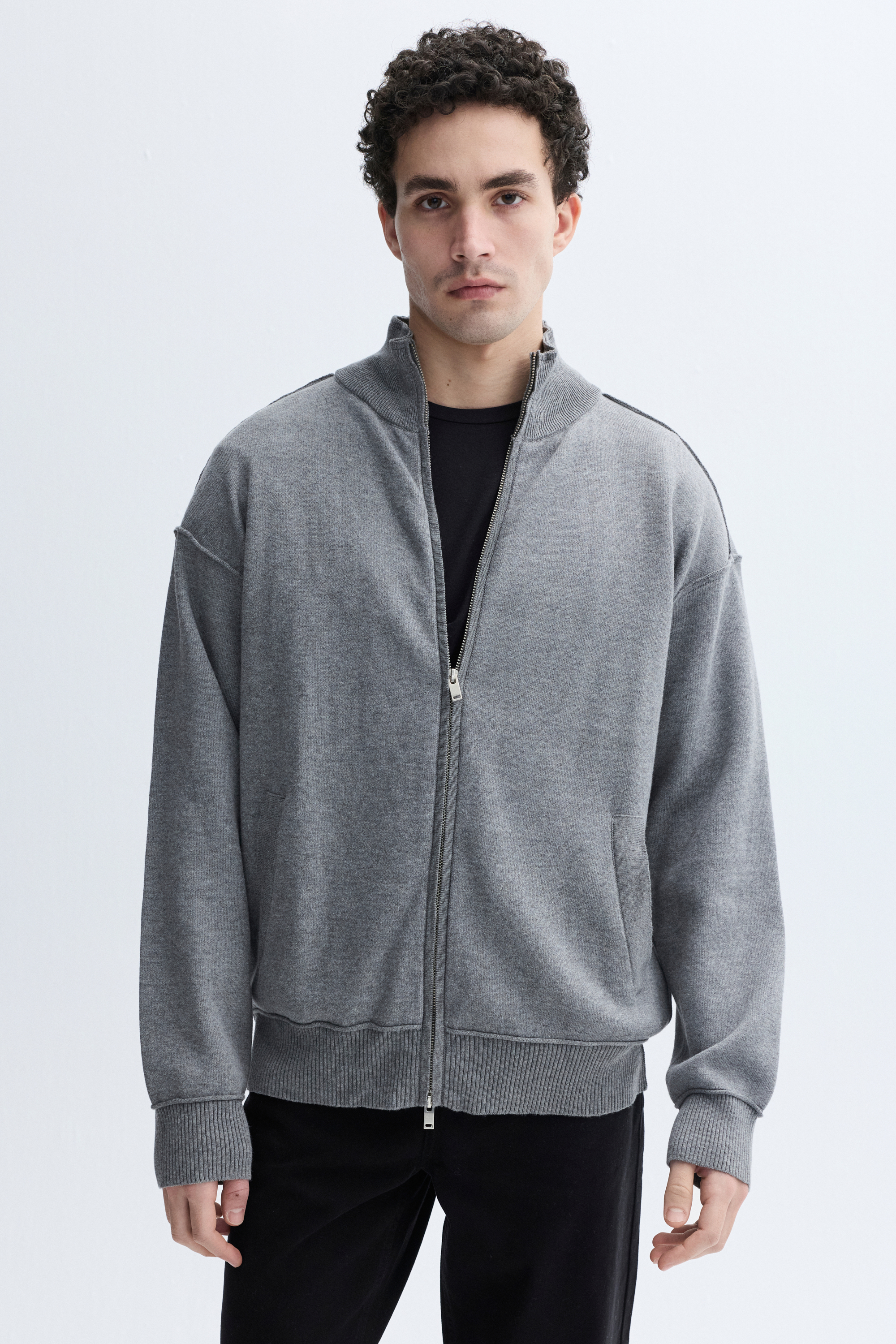 LOOSE FIT DİK YAKA FERMUARLI HIRKA