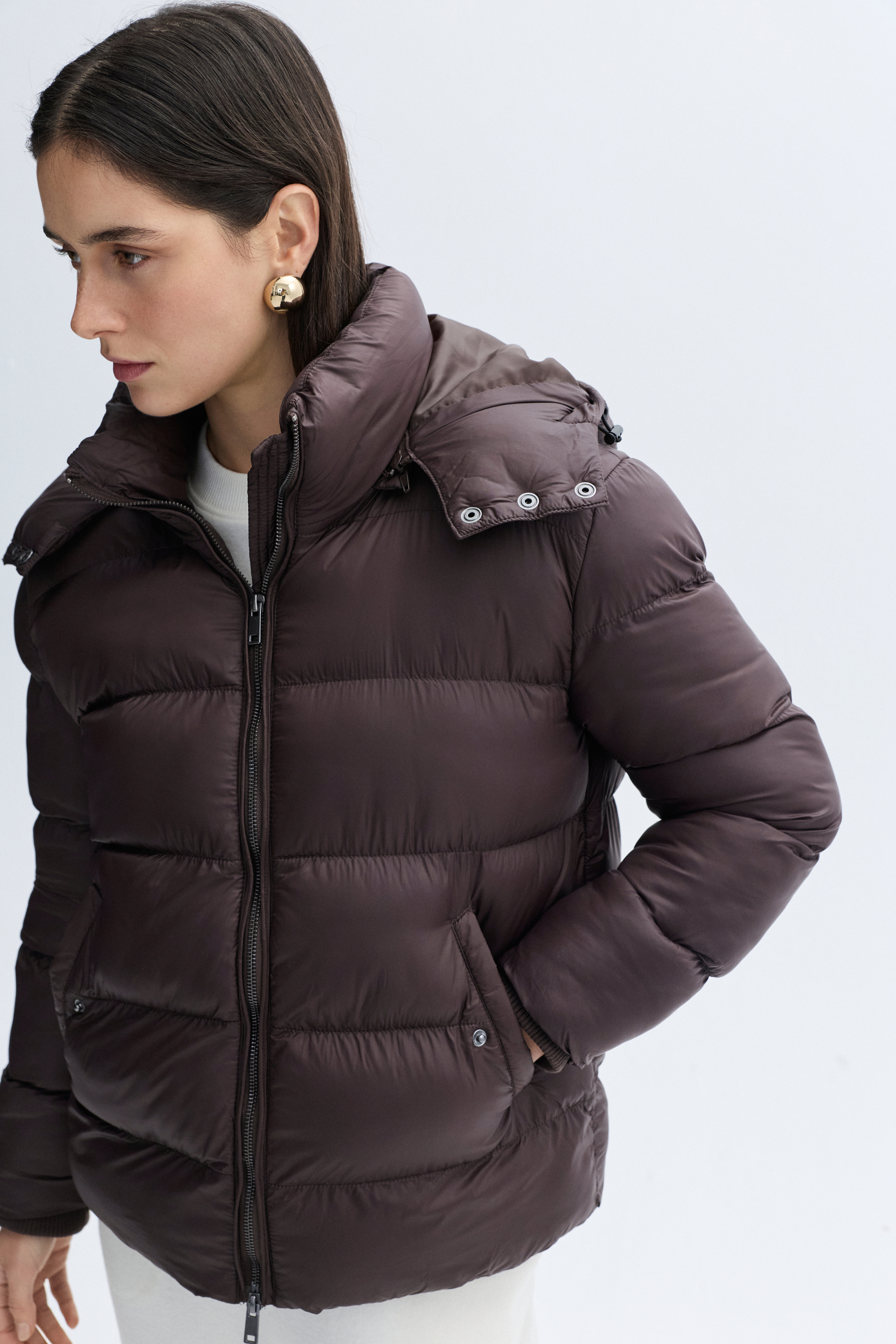 KAPİTONELİ KAPÜŞONLU PUFFER MONT