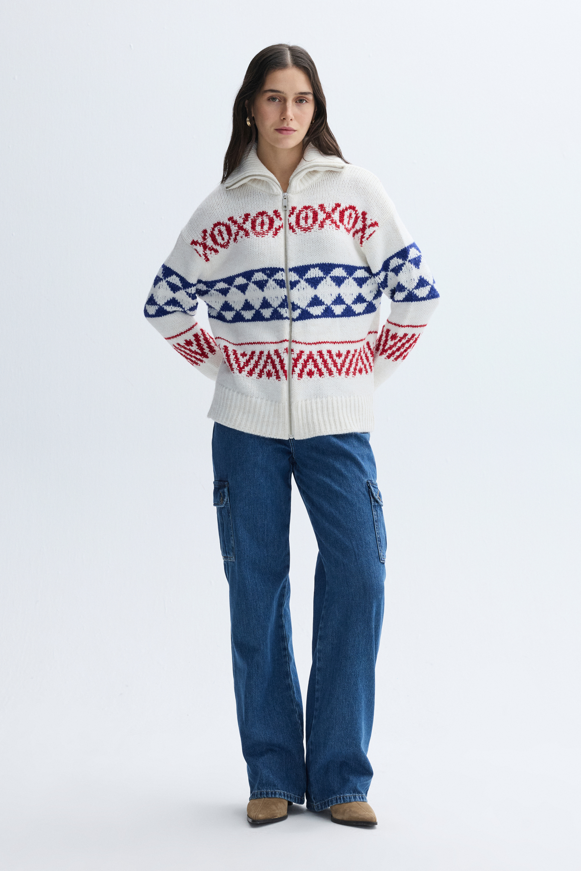 JAKARLI DİK YAKA FERMUARLI HIRKA