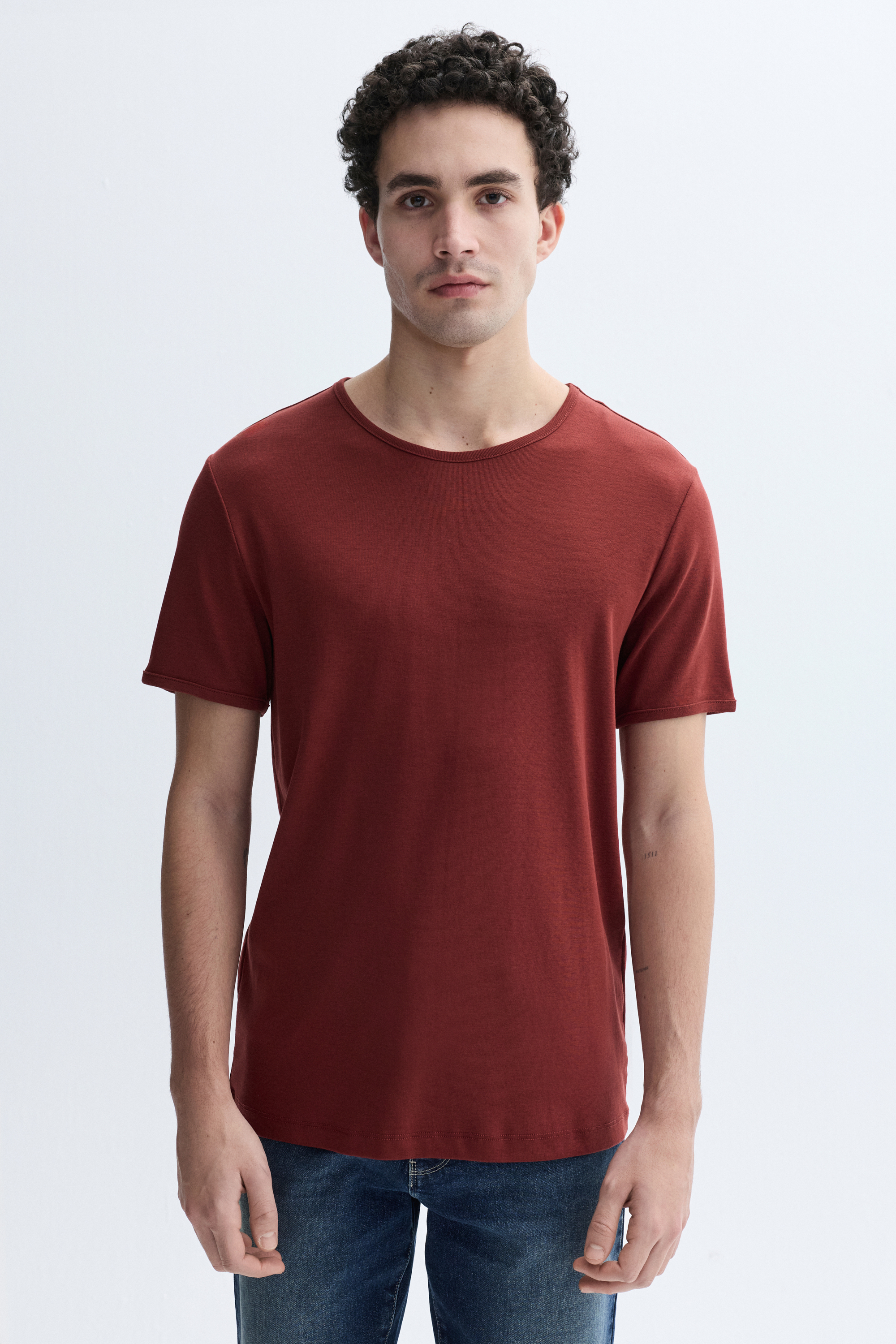 BİSİKLET YAKA T-SHIRT