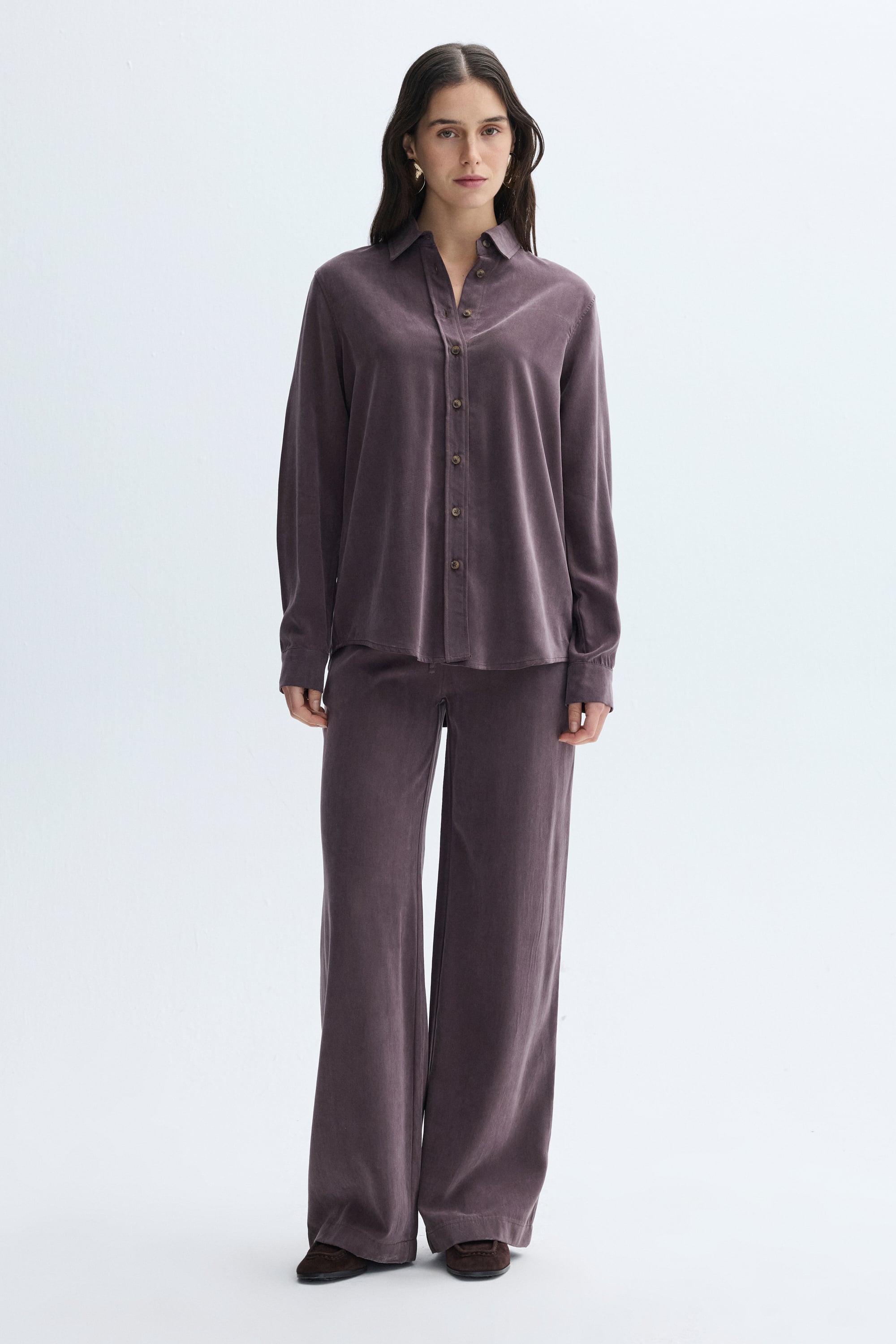 MODAL KARIŞIMLI REGULAR FIT UZUN KOLLU GÖMLEK