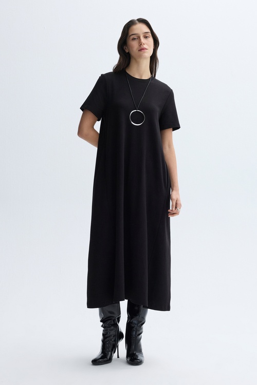 A FORM KISA KOLLU UZUN ELBİSE