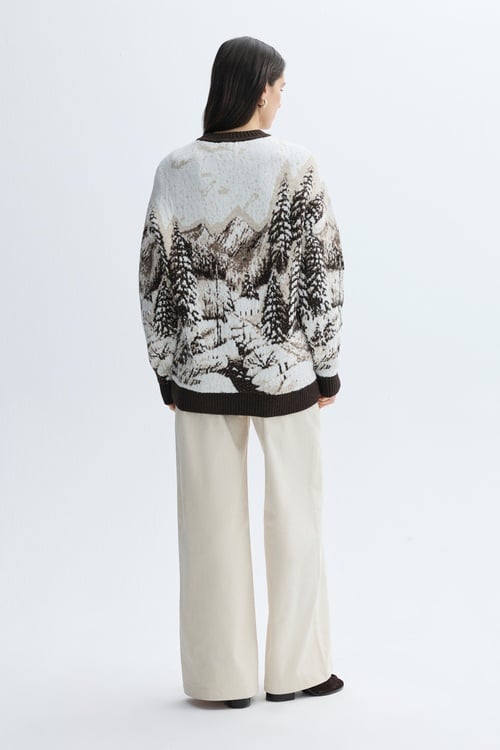 LOOSE FIT JAKARLI BİSİKLET YAKA KAZAK