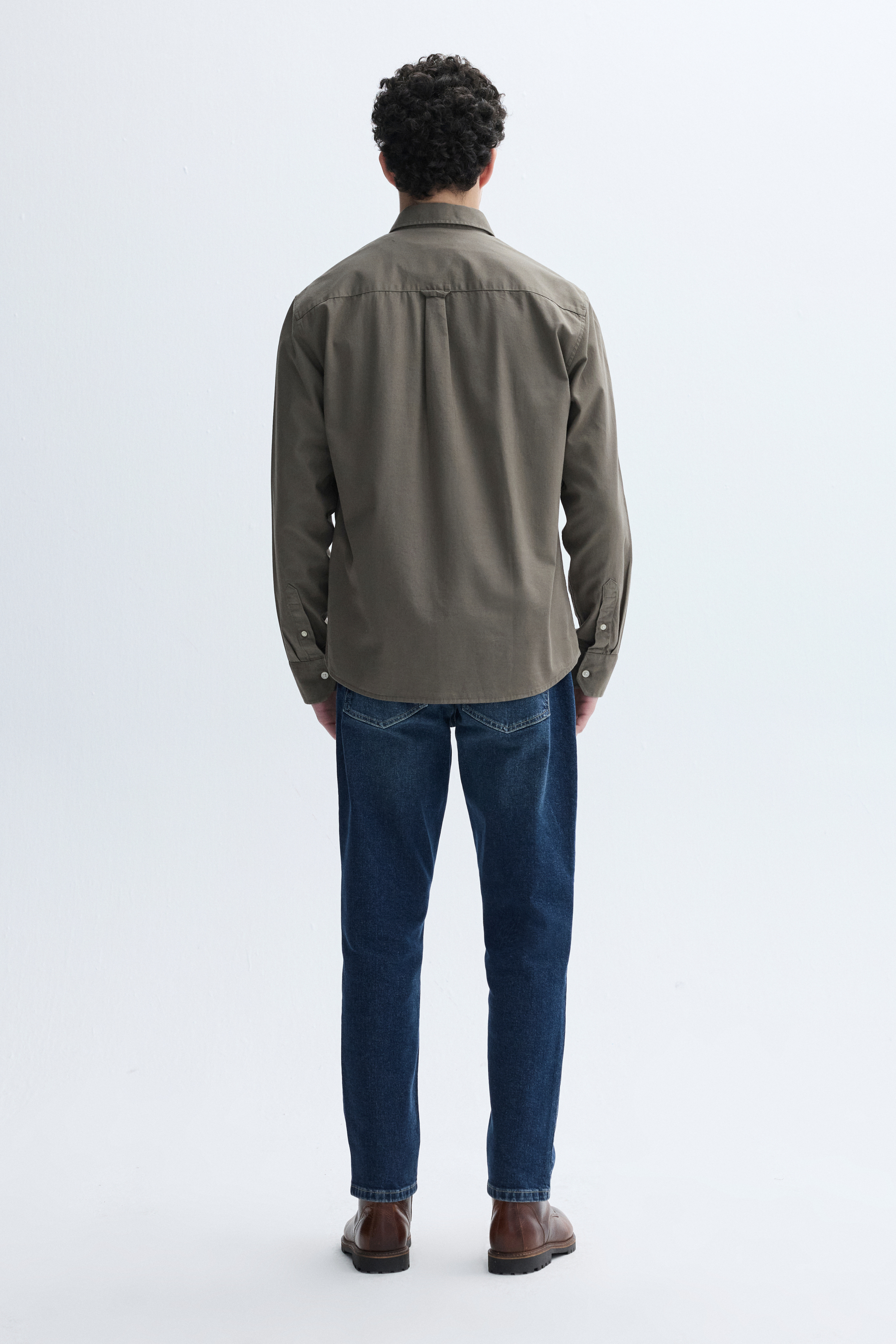 REGULAR FIT UZUN KOLLU GÖMLEK