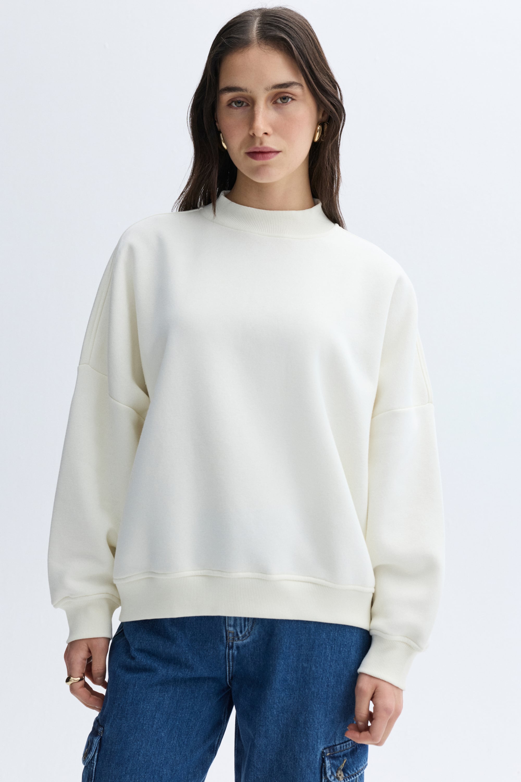 BİSİKLET YAKA OVERSIZE SWEATSHIRT