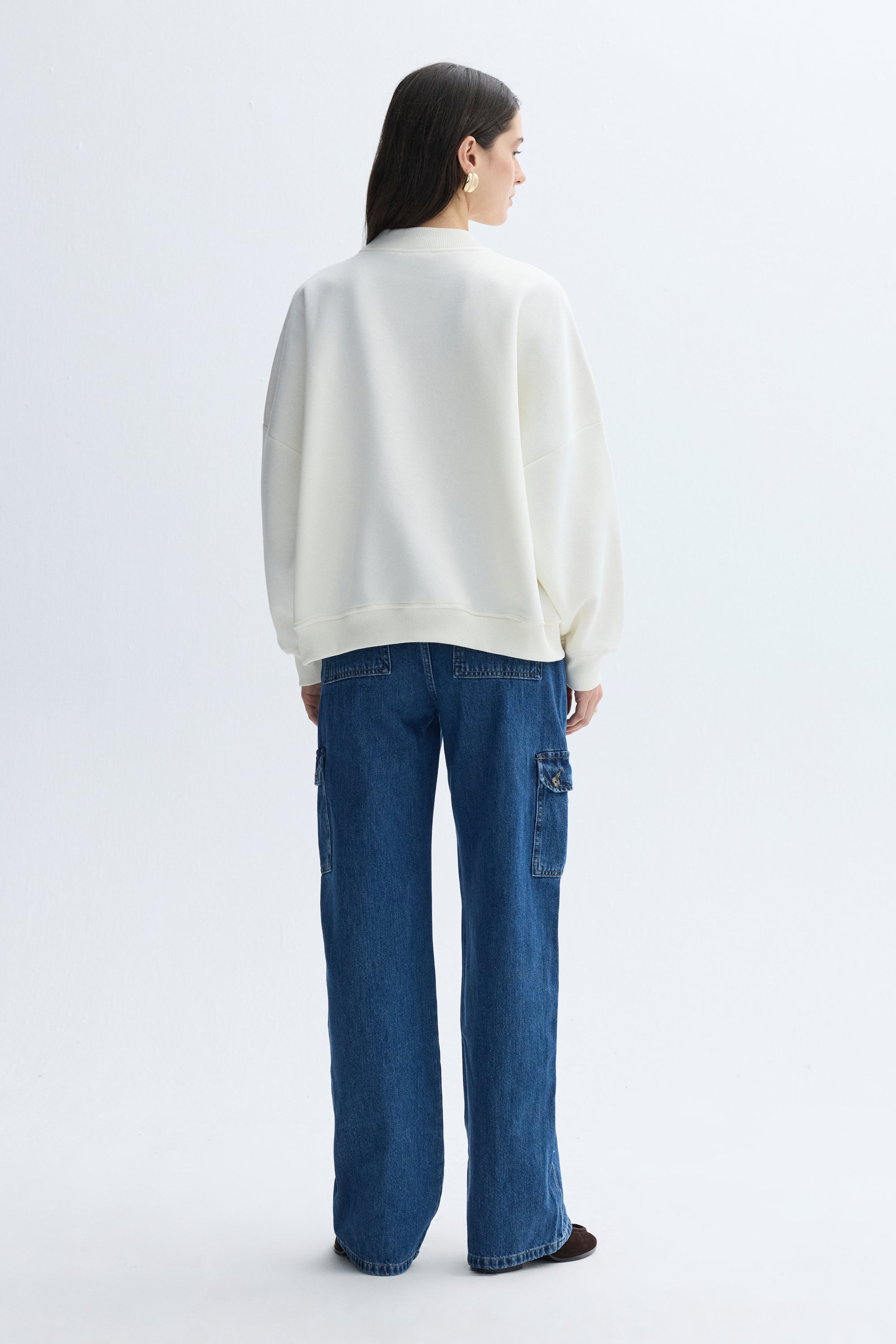 BİSİKLET YAKA OVERSIZE SWEATSHIRT