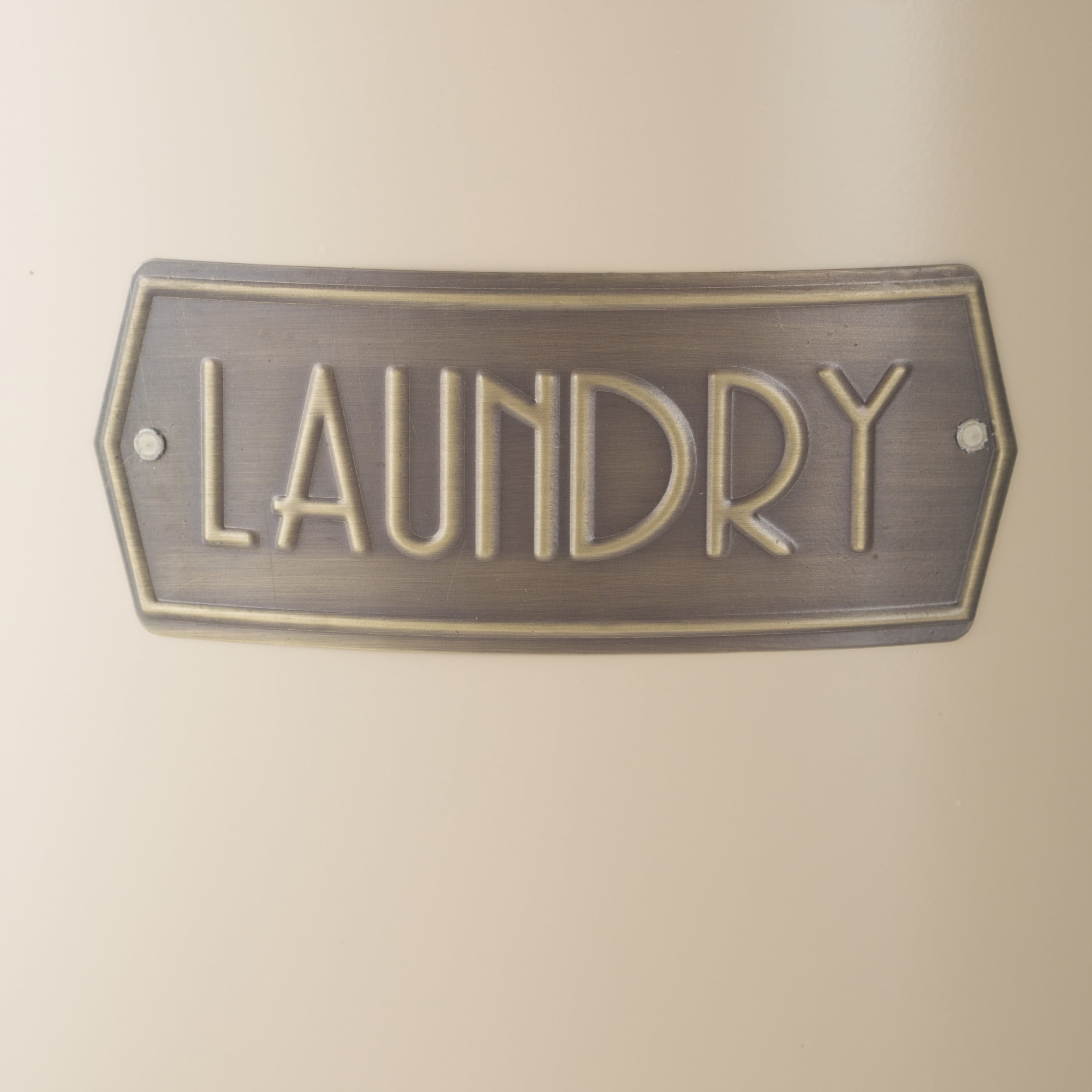 METAL ÇAMAŞIR SEPETİ MAT BEJ 43X34X55