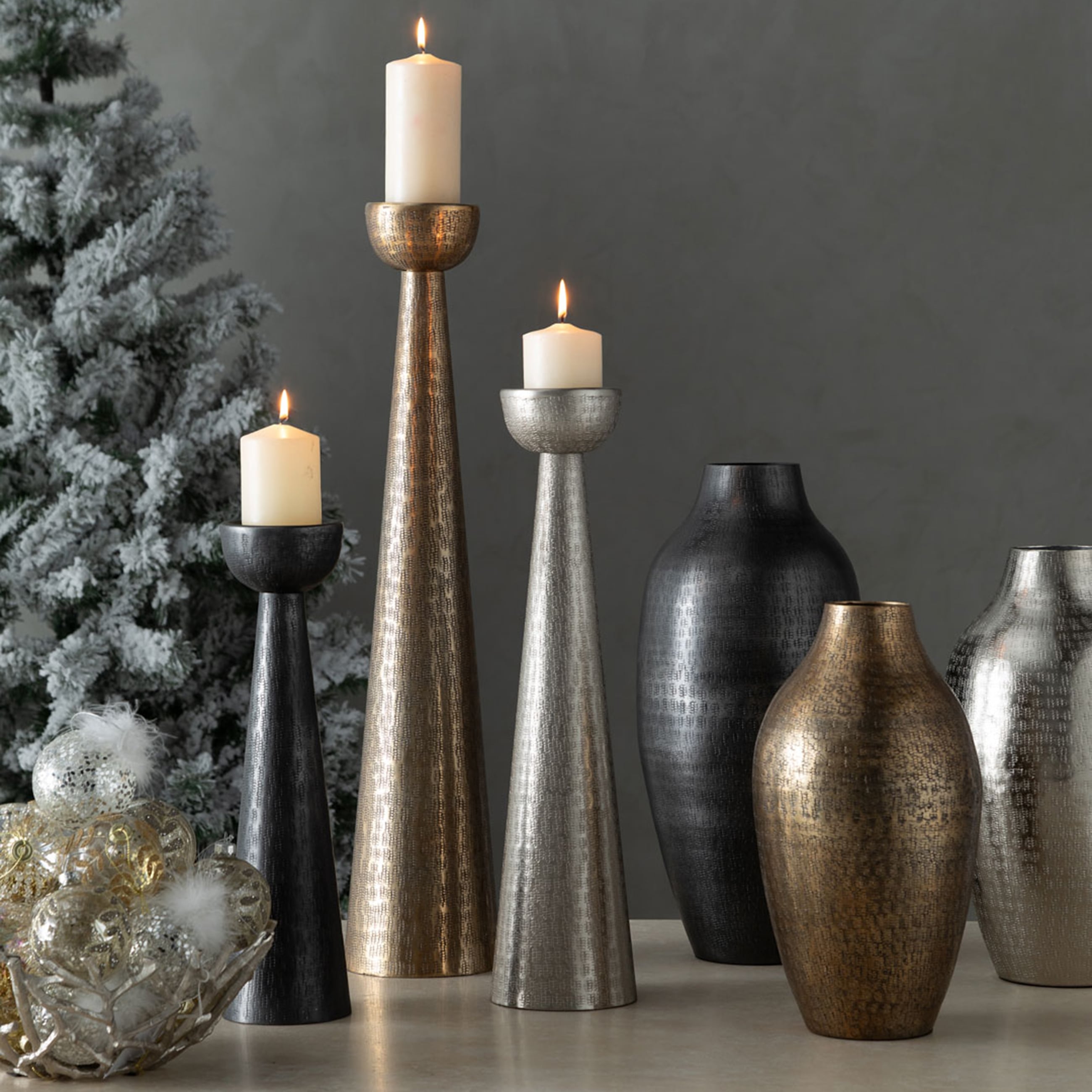 CONED MUMLUK SİYAH 11X44CM