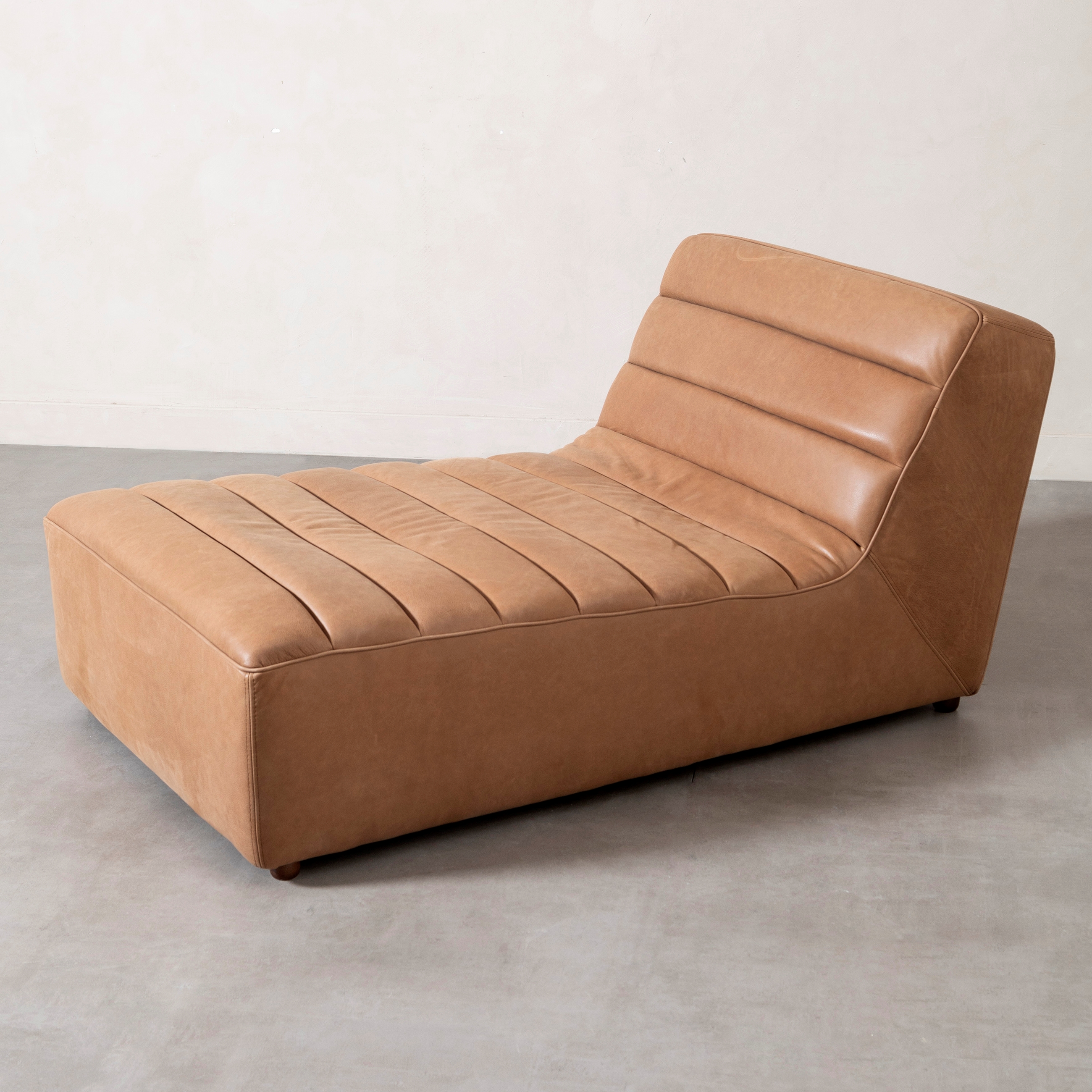 SHABBY DERİ DAYBED CAMEL