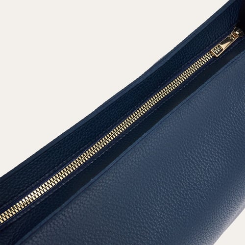 DERİ GÖRÜNÜMLÜ EL ÇANTASI