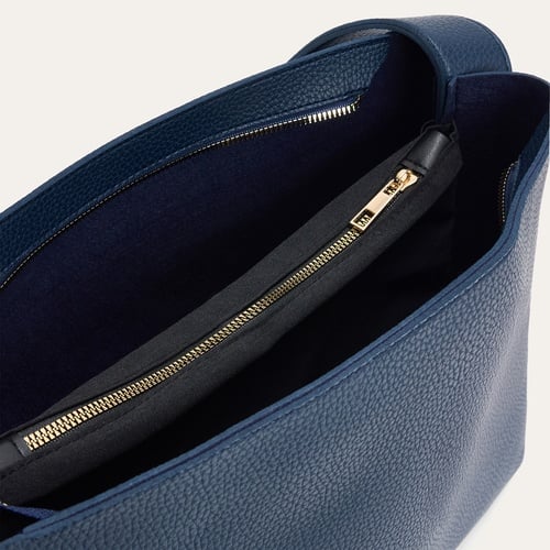 DERİ GÖRÜNÜMLÜ EL ÇANTASI