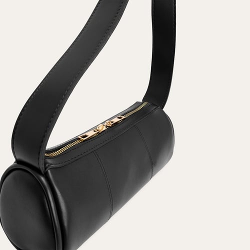  DERİ GÖRÜNÜMLÜ BAGET OMUZ ÇANTASI