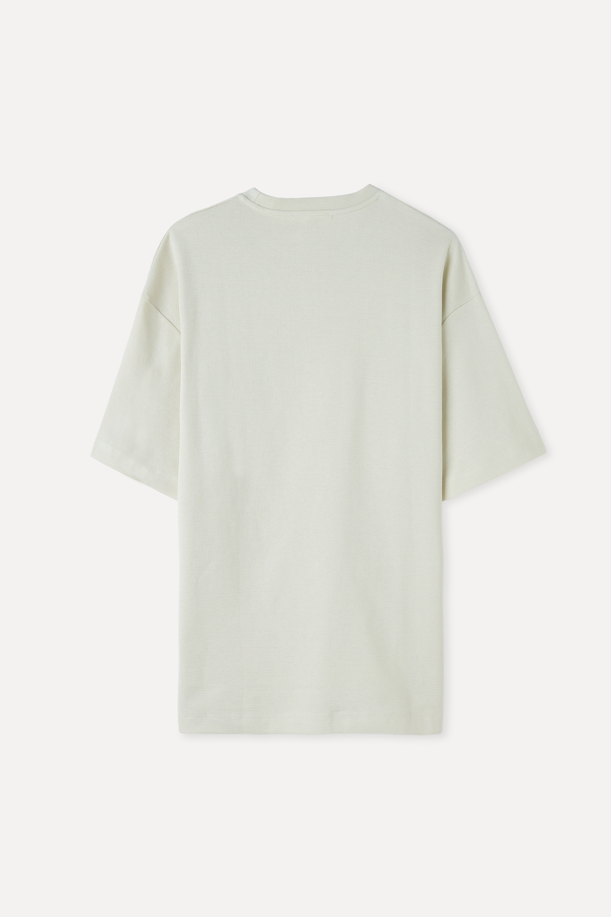 DOKULU COMFORT FIT BİSİKLET YAKA T-SHIRT