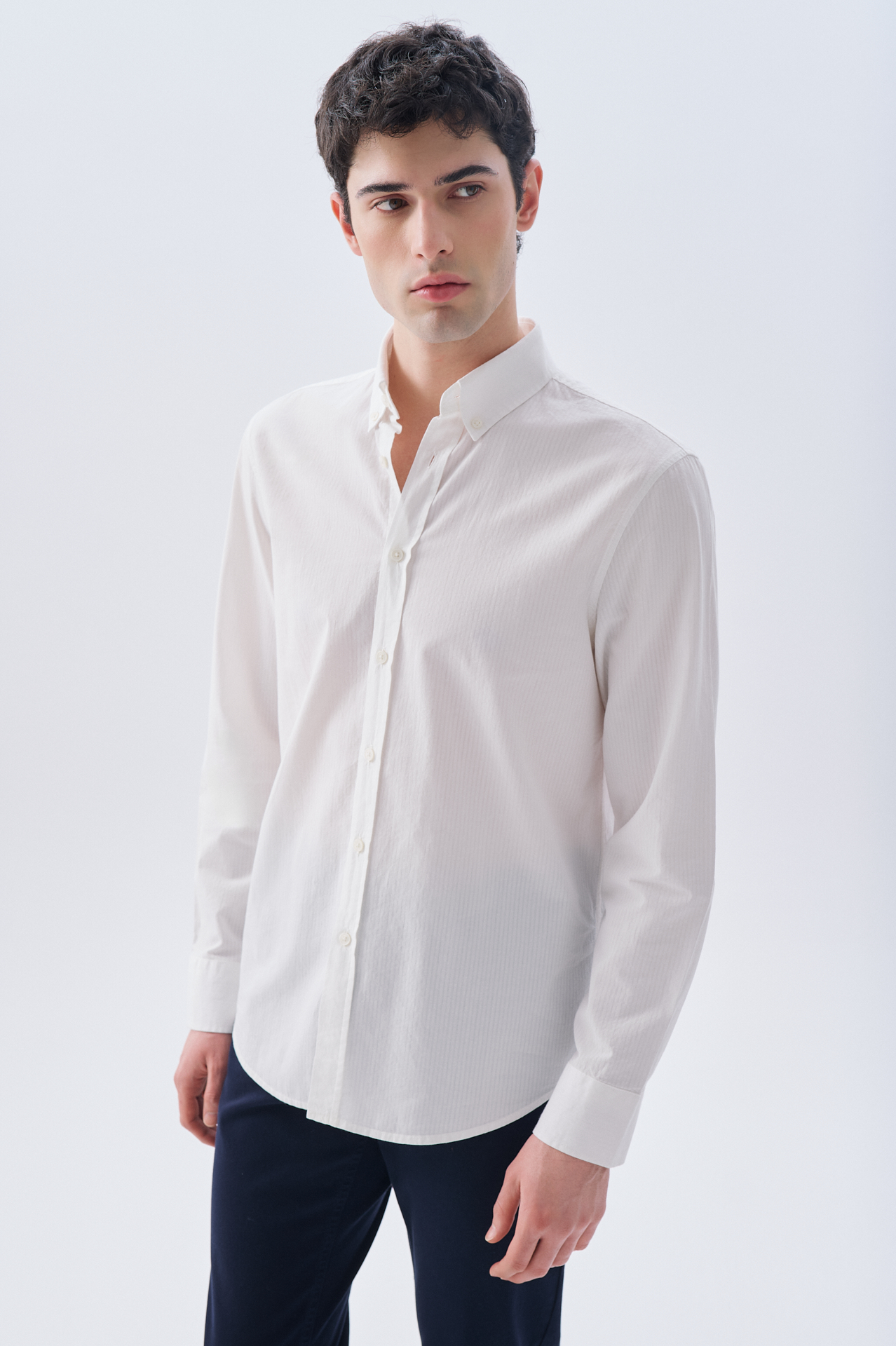 REGULAR FIT UZUN KOLLU GÖMLEK