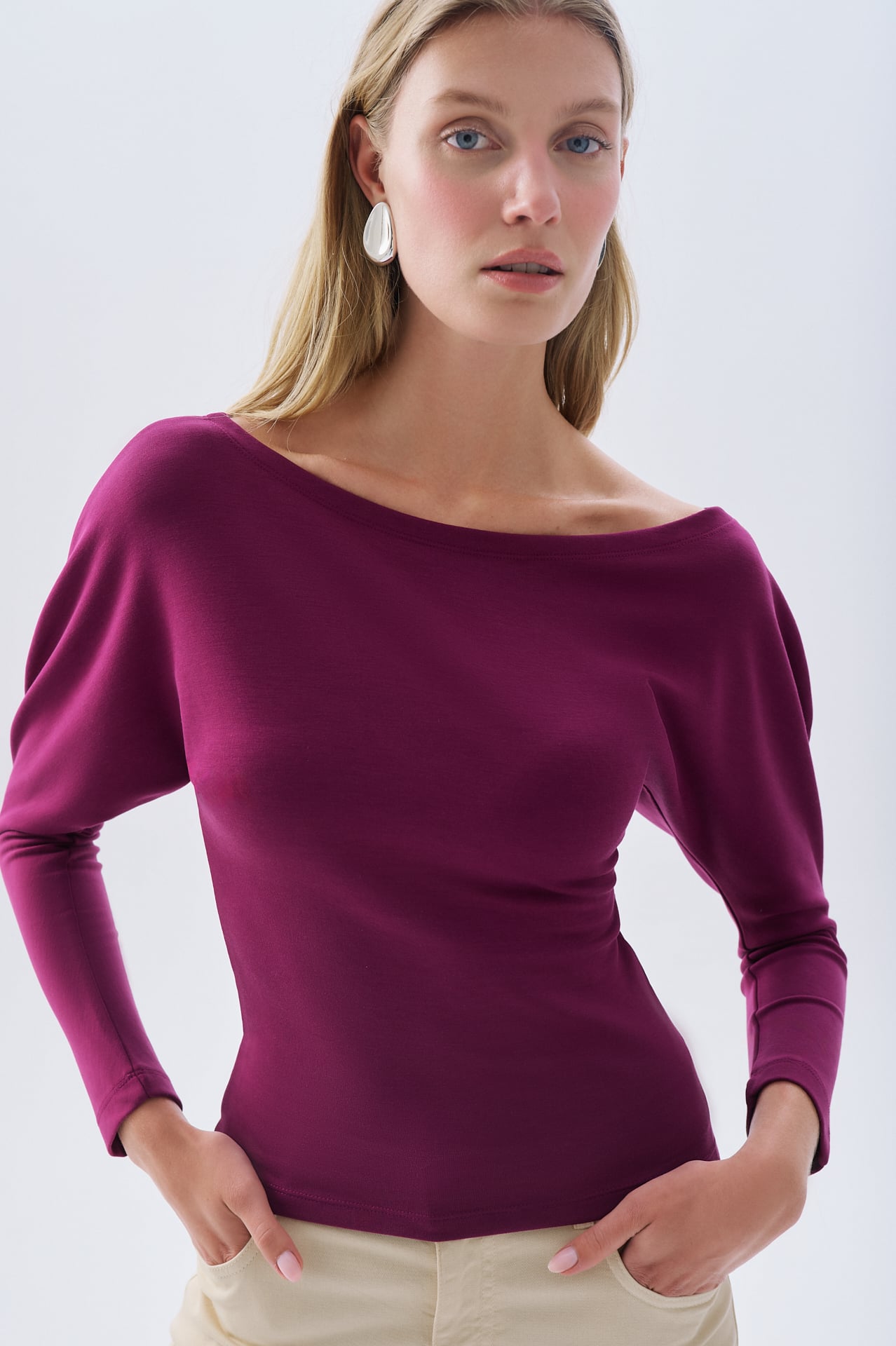 FITTED KAYIK YAKA BALON KOL BLUZ