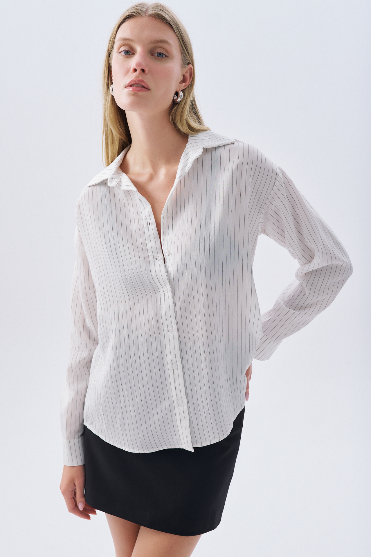 ÇİZGİLİ OVERSIZE UZUN KOLLU GÖMLEK