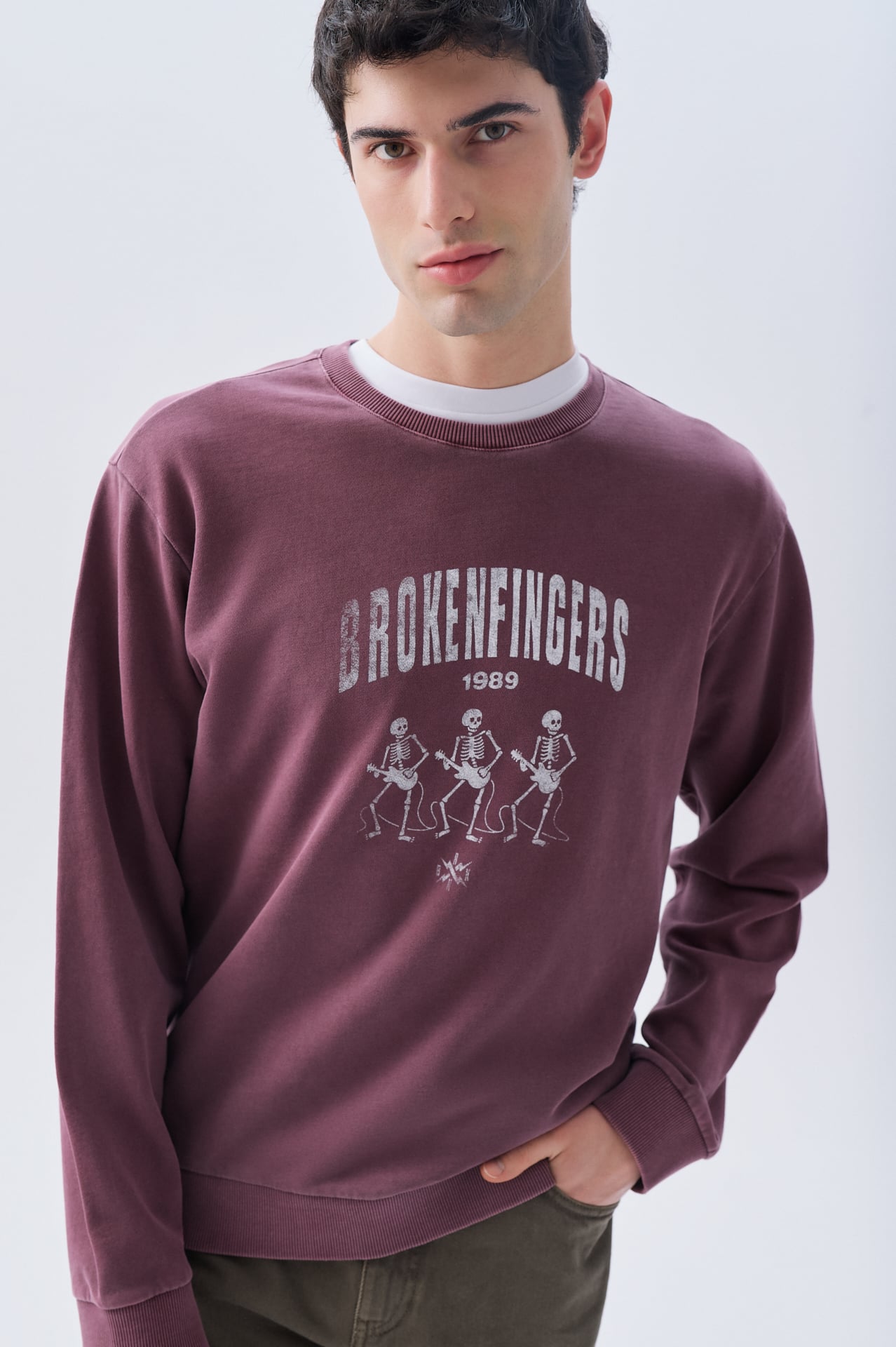 BASKILI COMFORT FIT BİSİKLET YAKA SWEATSHIRT