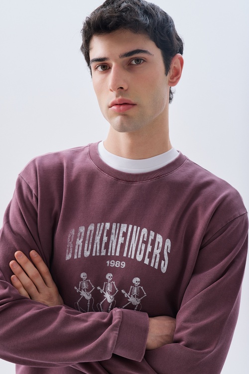 BASKILI COMFORT FIT BİSİKLET YAKA SWEATSHIRT