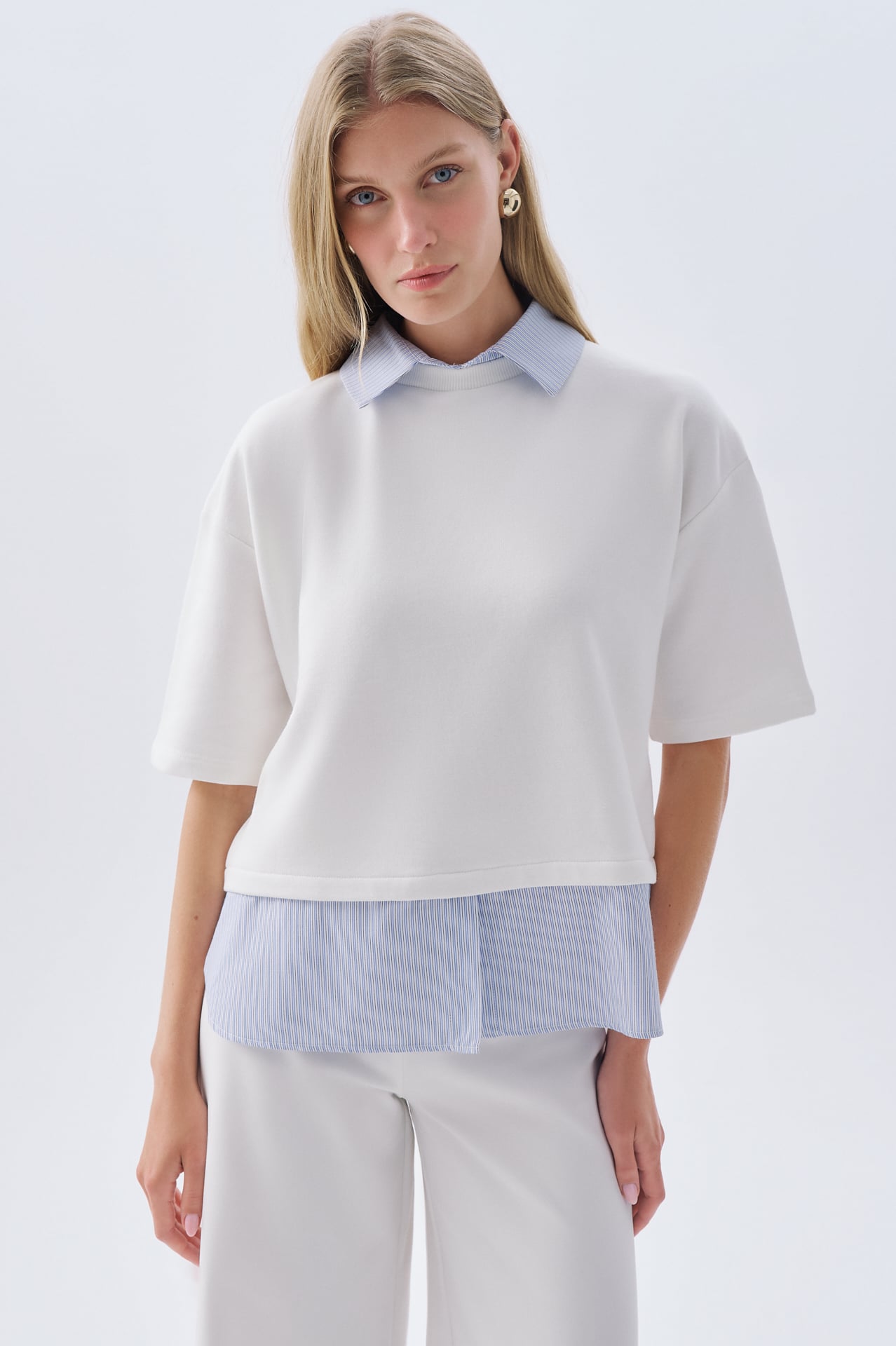 GÖMLEK DETAYLI POLO YAKA LOOSE FIT KISA KOLLU SWEATSHIRT