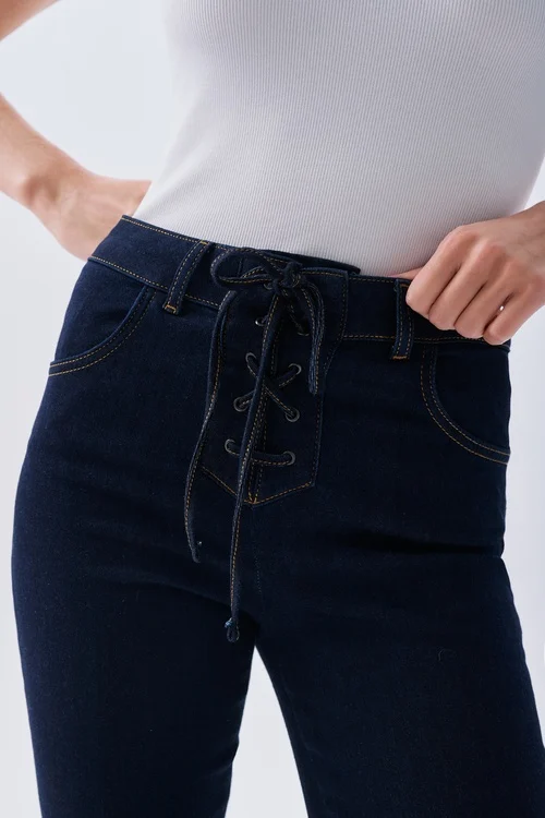 KORSE BAĞLAMALI CROPPED FLARE JEAN PANTOLON