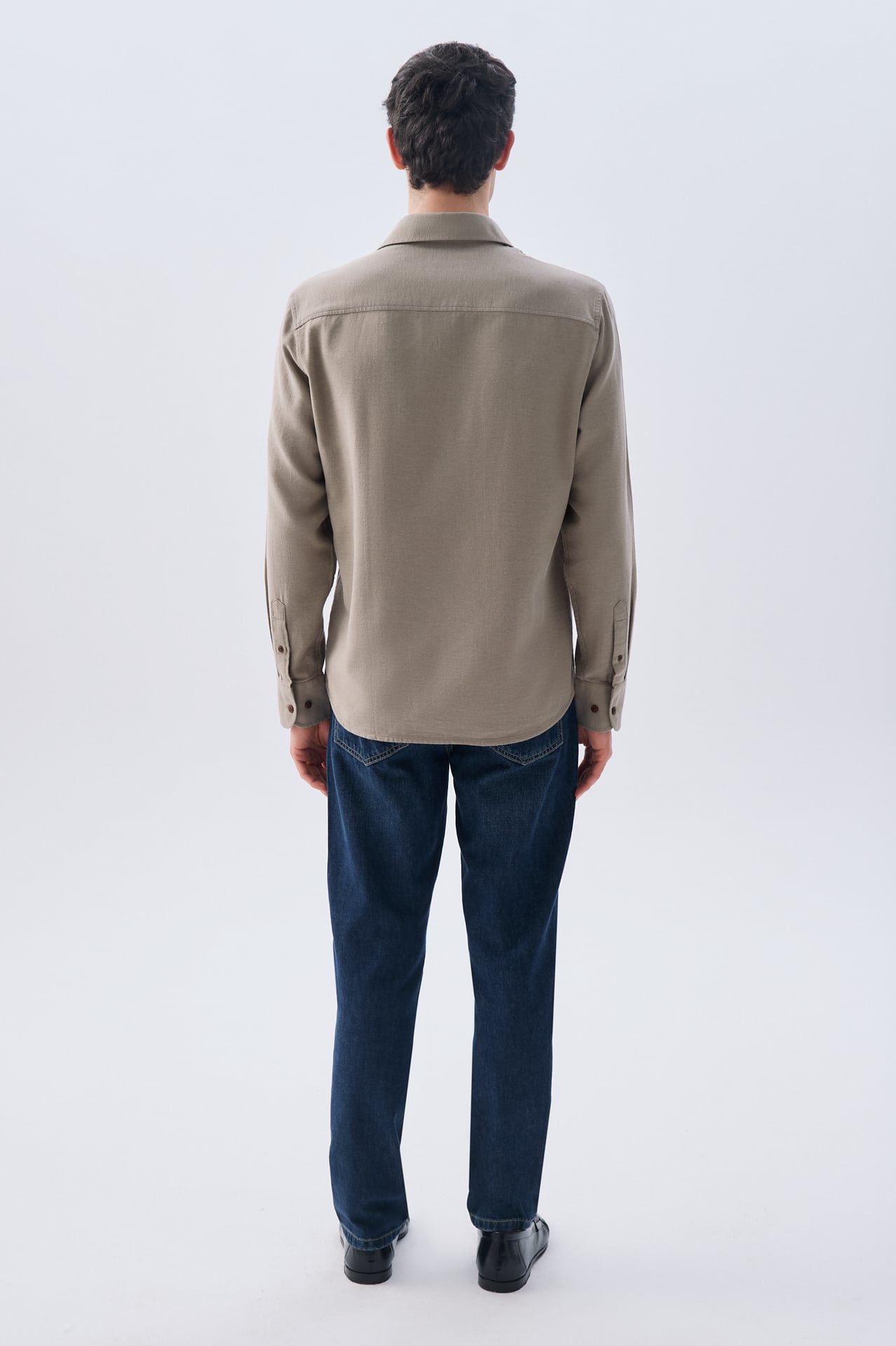 REGULAR FIT UZUN KOLLU GÖMLEK