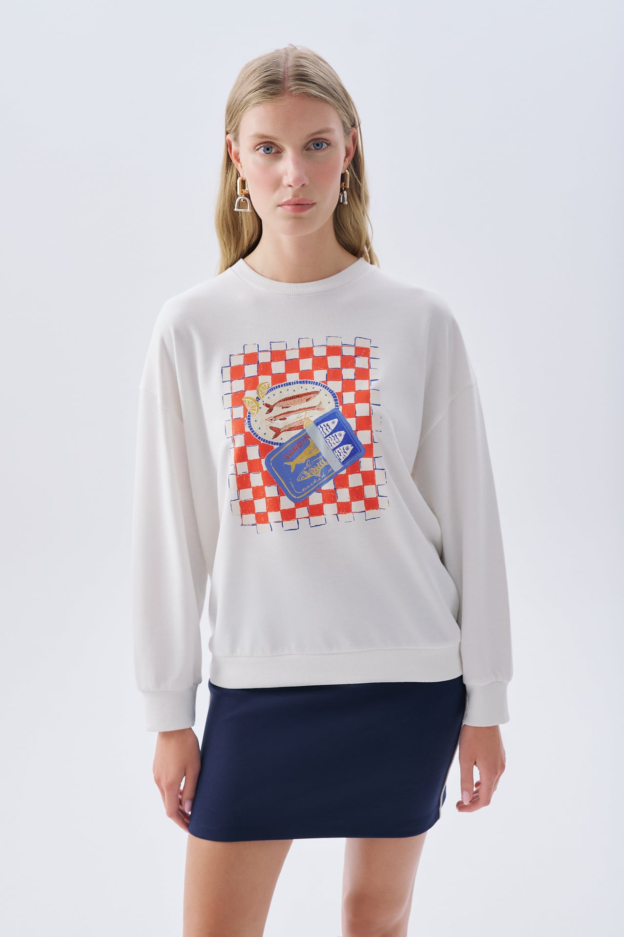 OVERSIZE BASKILI BİSİKLET YAKA SWEATSHIRT