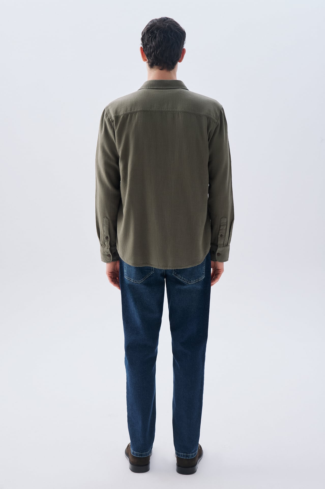 REGULAR FIT UZUN KOLLU GÖMLEK