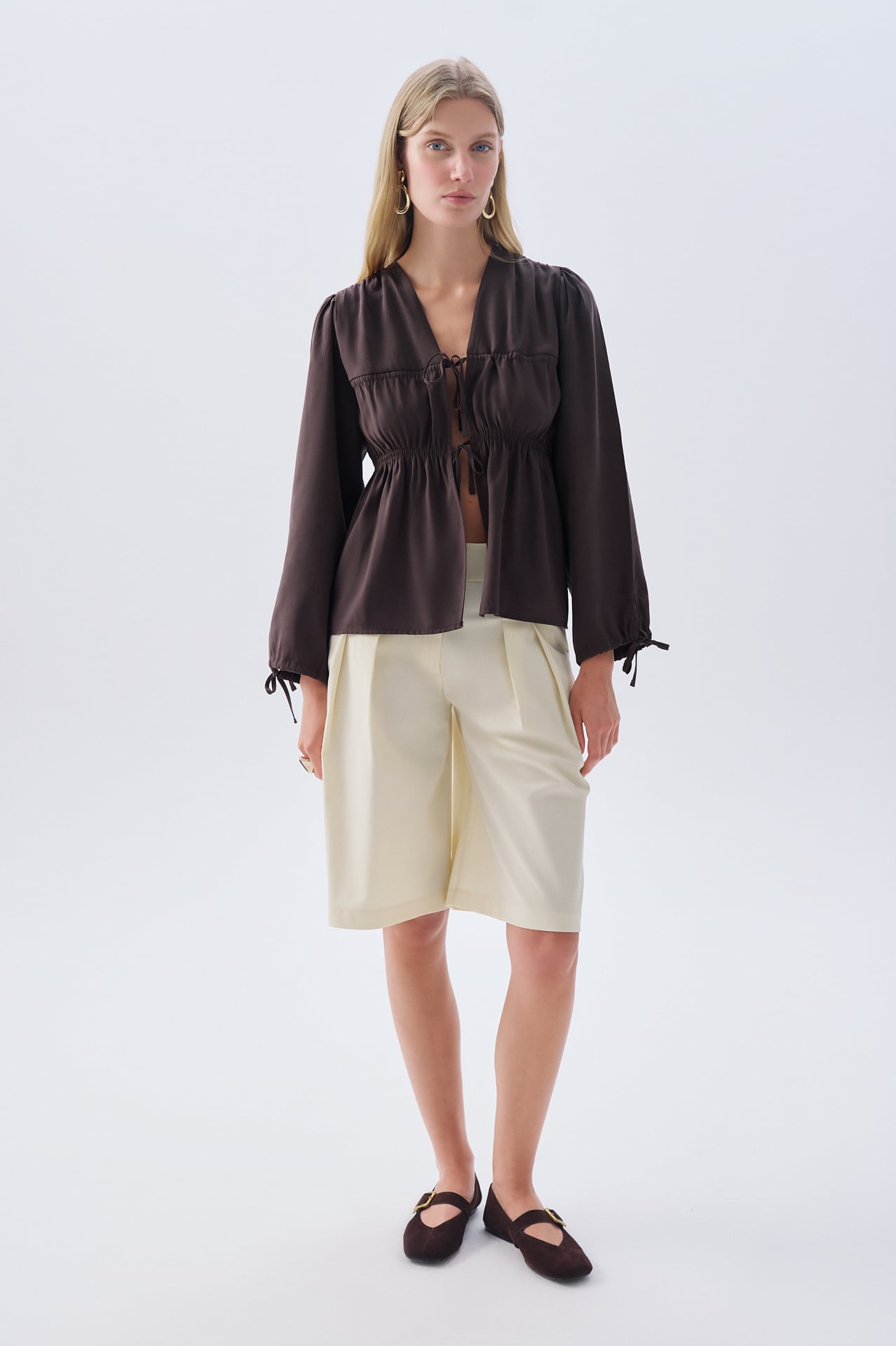 MODAL KARIŞIMLI BÜZGÜLÜ BAĞLAMALI BLUZ