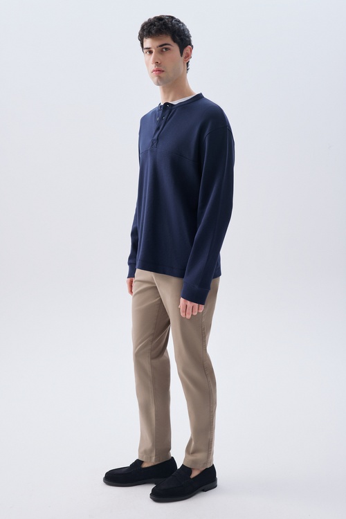 COMFORT FIT HENLEY YAKA SWEATSHIRT