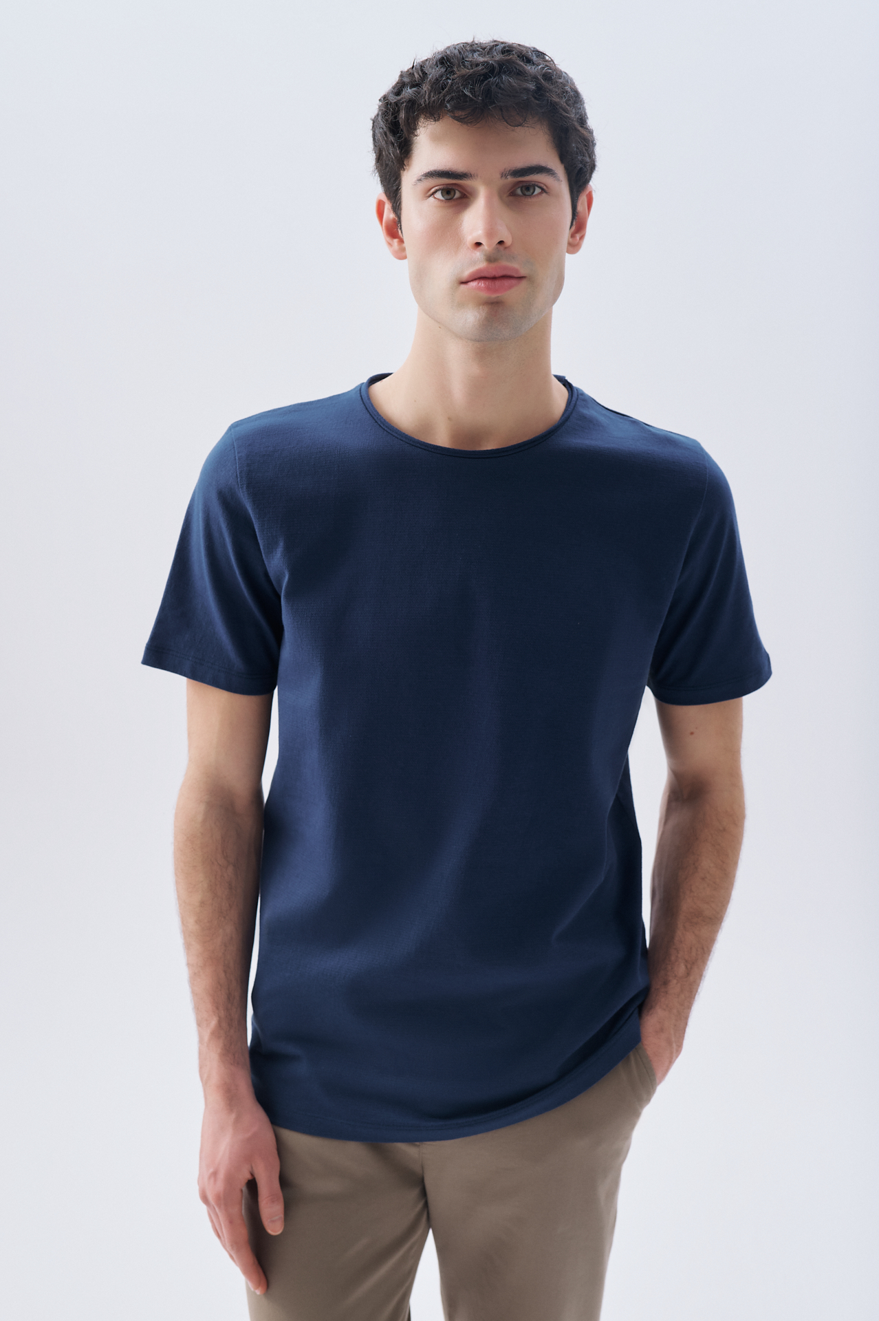 BİSİKLET YAKA T-SHIRT