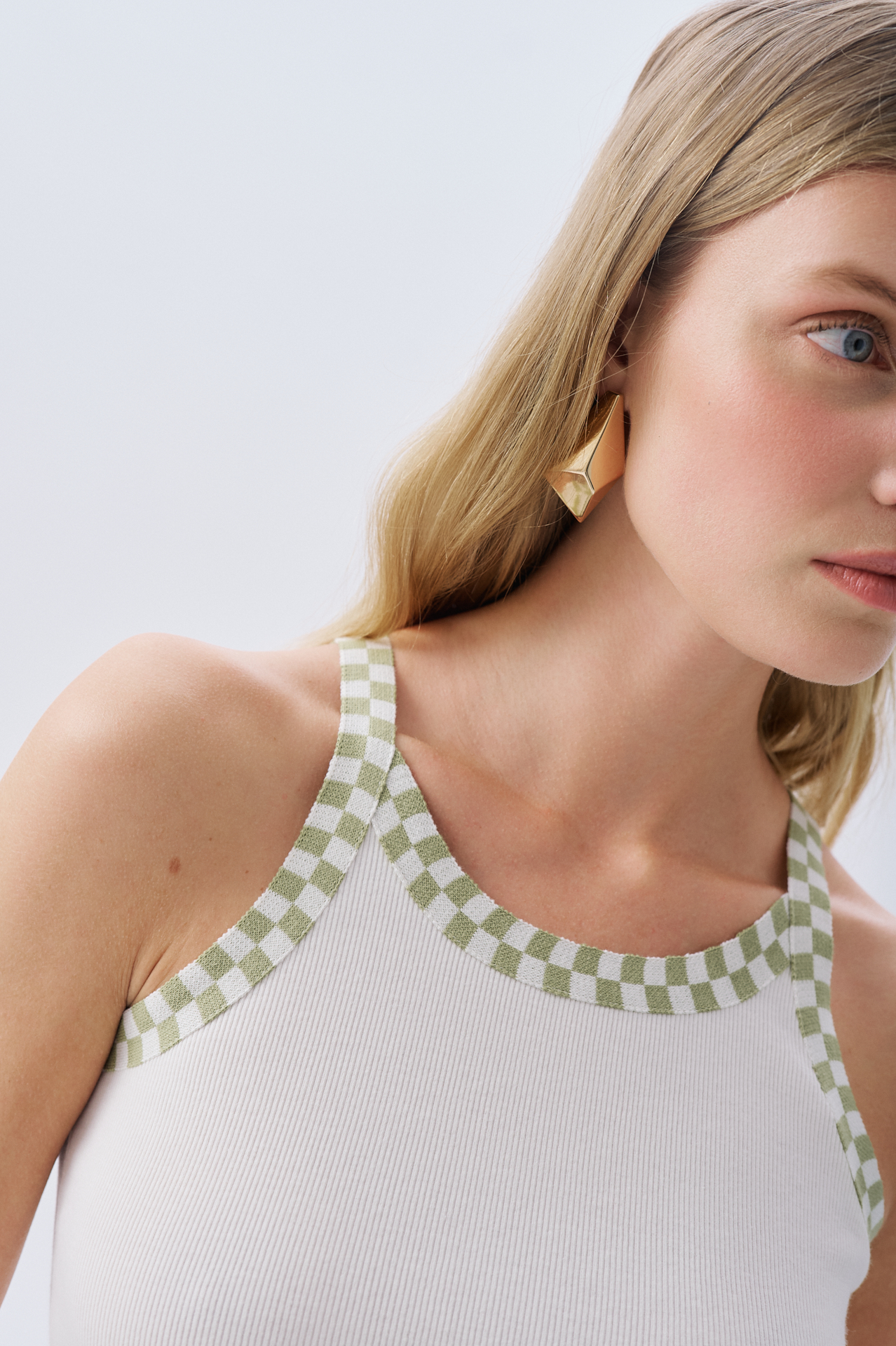 YAKA DETAYLI BİSİKLET YAKA ATLET