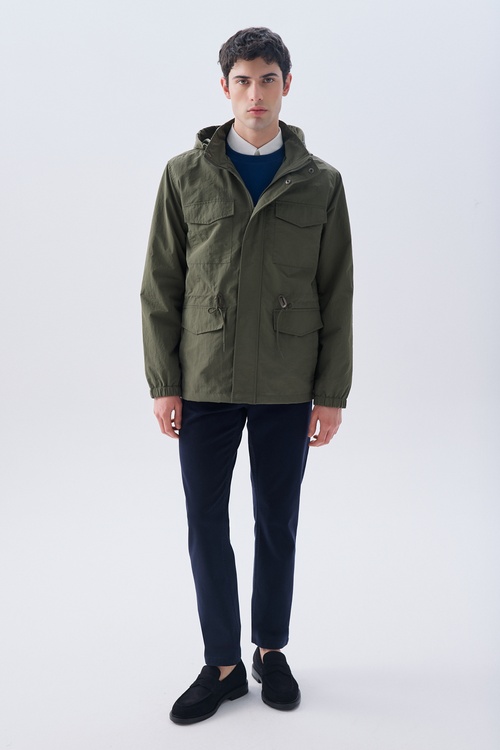  GİZLİ KAPÜŞONLU ÇOK CEPLİ KISA MONT