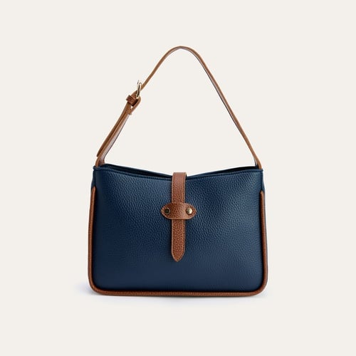 DERİ GÖRÜNÜMLÜ TOKA DETAYLI EL ÇANTASI