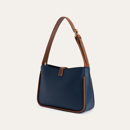 DERİ GÖRÜNÜMLÜ TOKA DETAYLI EL ÇANTASI