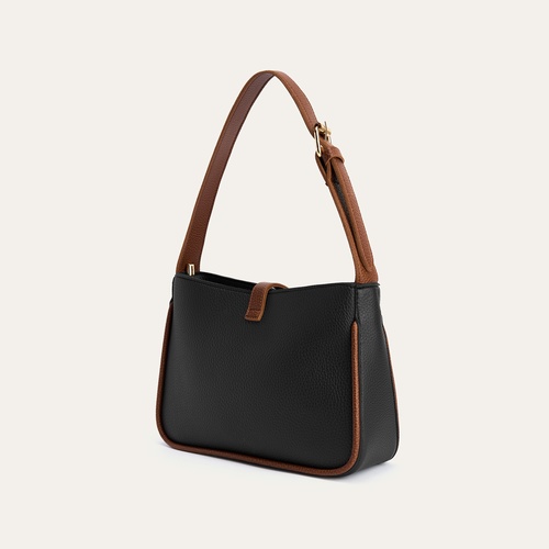 DERİ GÖRÜNÜMLÜ TOKA DETAYLI EL ÇANTASI