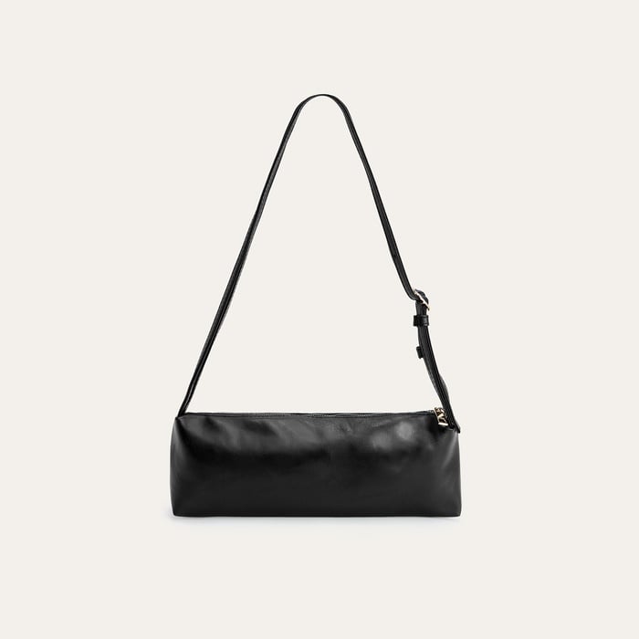 DERİ GÖRÜNÜMLÜ SİLİNDİR OMUZ ÇANTASI