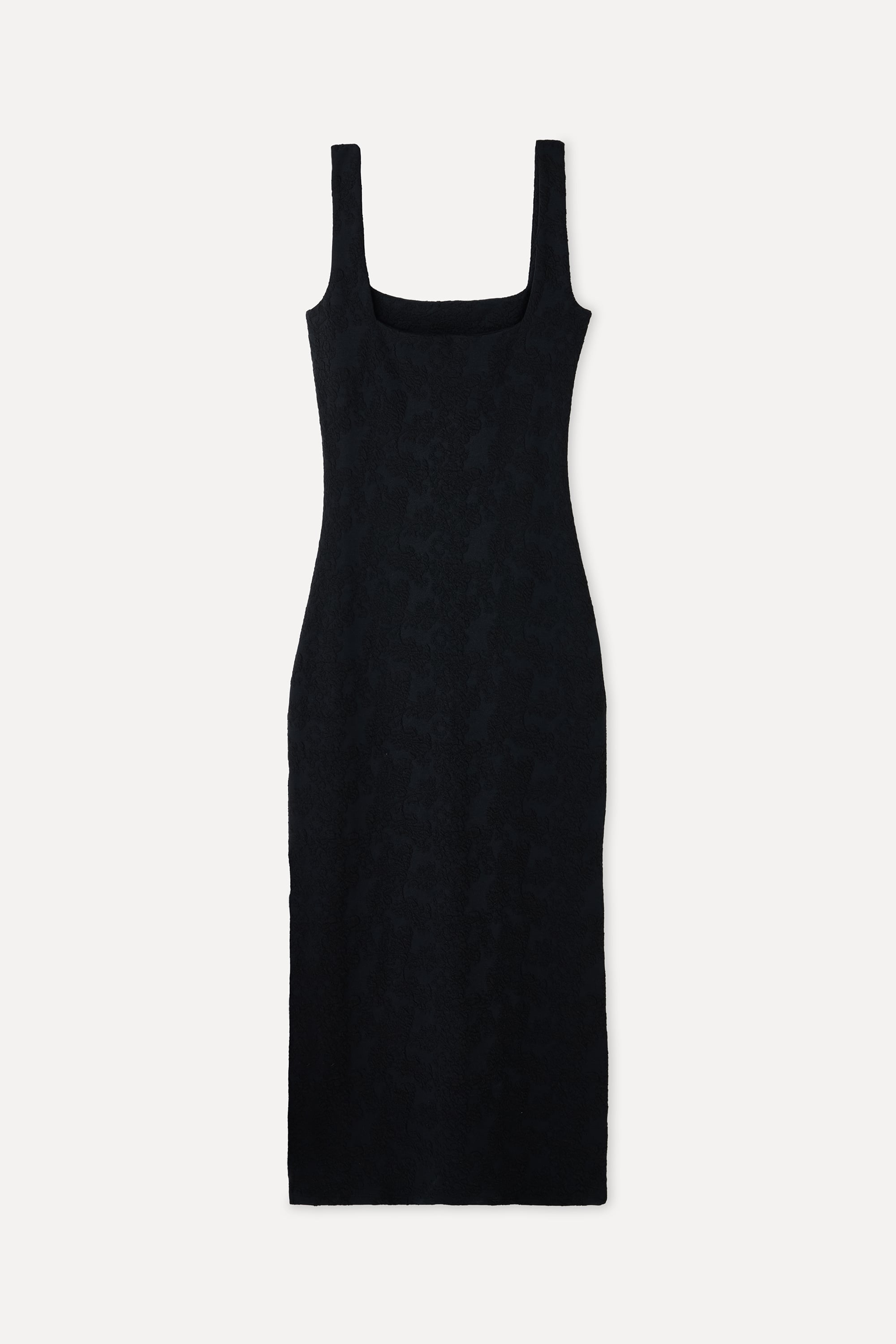 JAKARLI KOLSUZ MİDİ ELBİSE