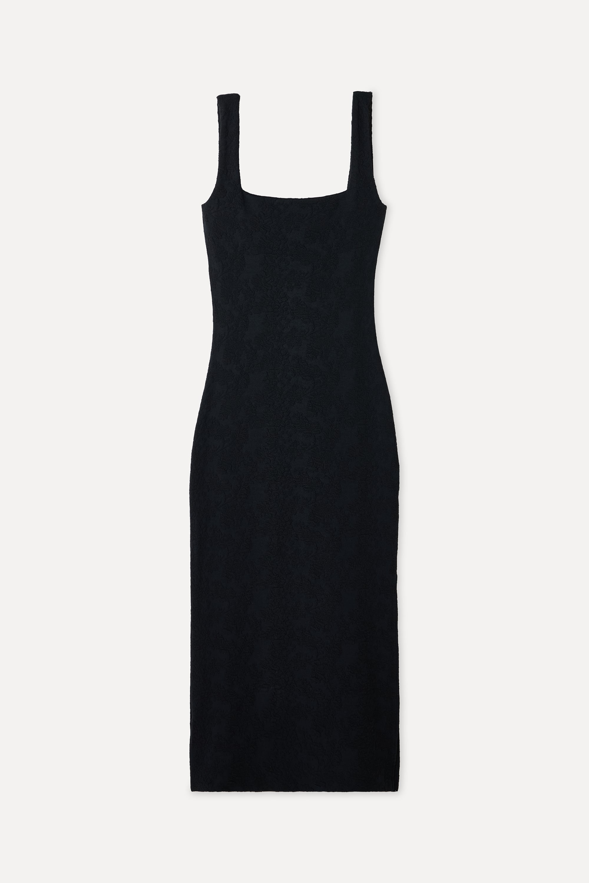 JAKARLI KOLSUZ MİDİ ELBİSE