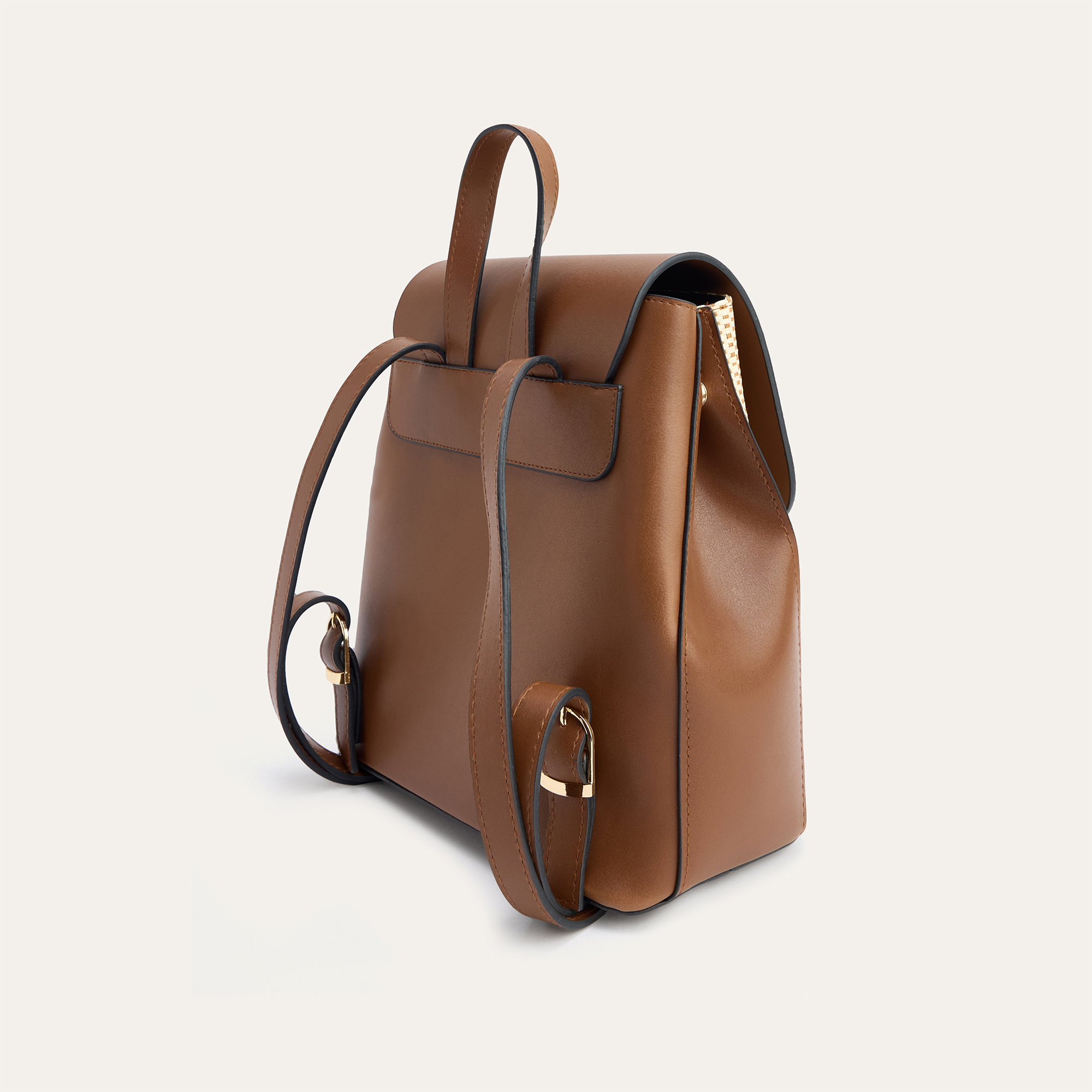 ÖRGÜ GÖRÜNÜMLÜ SIRT ÇANTASI