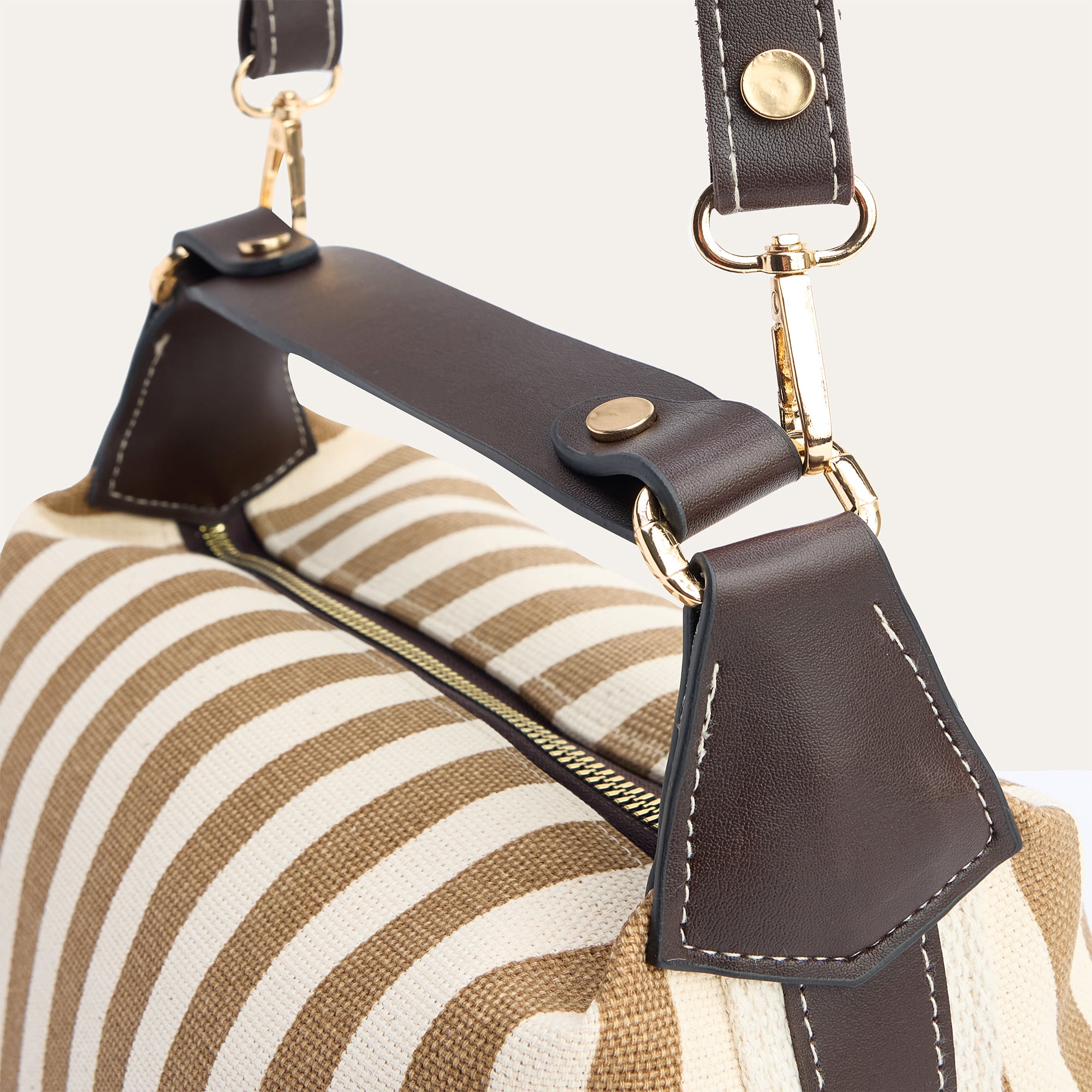 ÇİZGİLİ OMUZ ÇANTASI