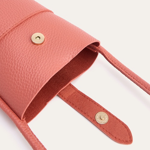  DERİ GÖRÜNÜMLÜ OMUZ ÇANTASI