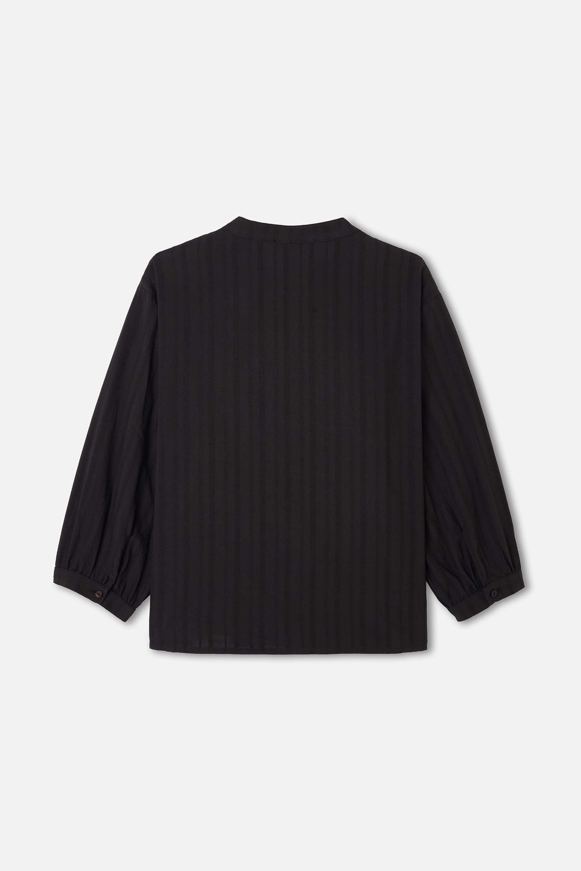 ÇİZGİLİ V YAKA UZUN KOLLU GÖMLEK