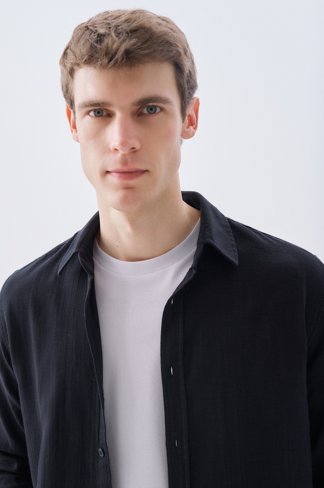 REGULAR FIT UZUN KOLLU GÖMLEK