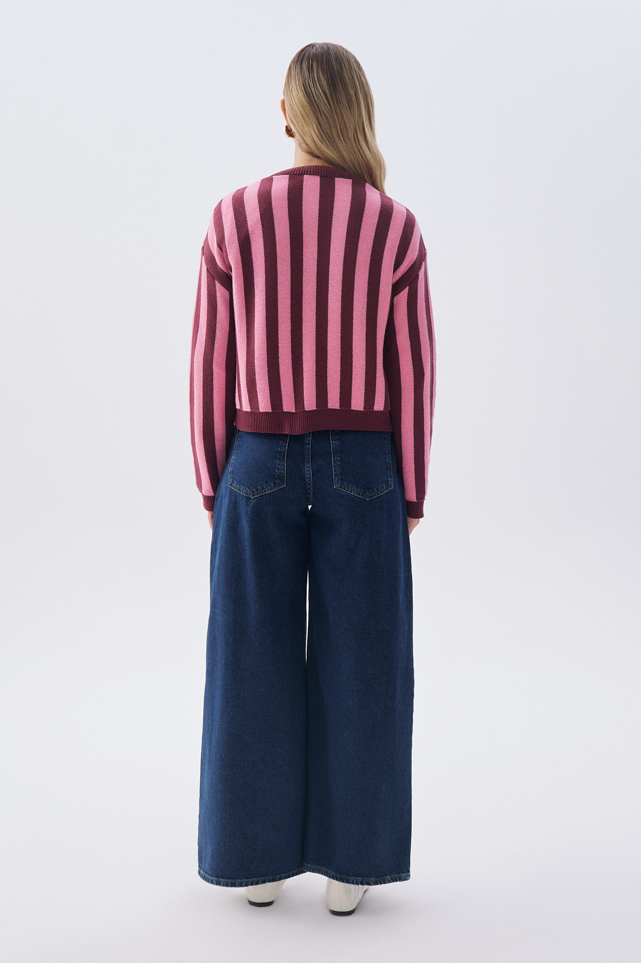 ÇİZGİLİ NAKIŞLI LOOSE FIT BİSİKLET YAKA KAZAK