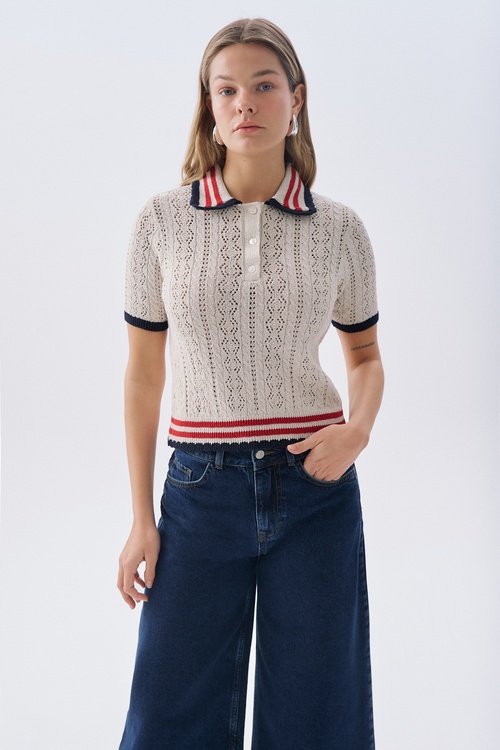 AJURLU BİYELİ POLO YAKA KISA KOLLU KAZAK