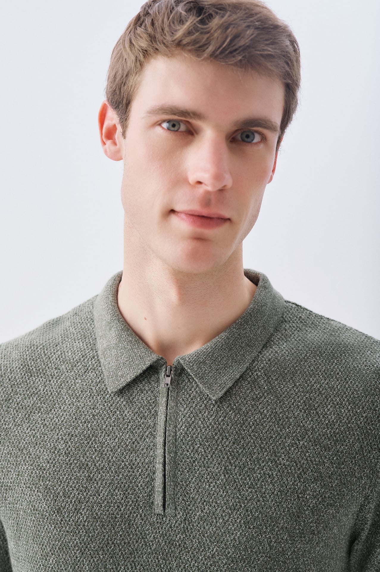 MULİNELİ FERMUARLI POLO YAKA KAZAK