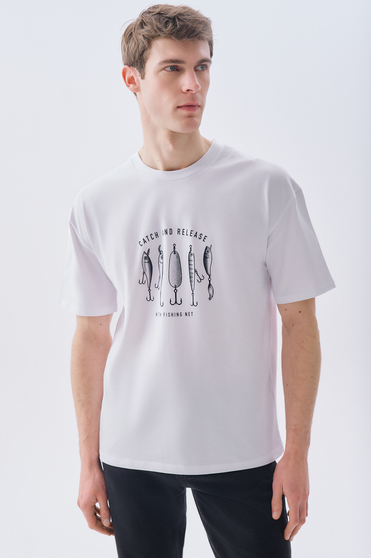 BASKILI OVERSIZE BİSİKLET YAKA T-SHIRT