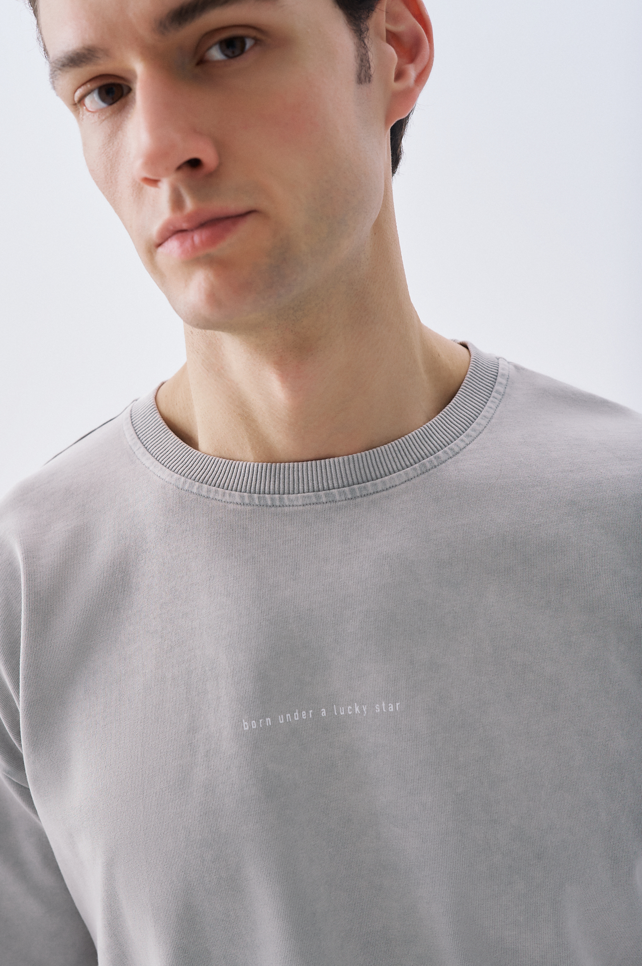 BASKILI OVERSIZE BİSİKLET YAKA T-SHIRT