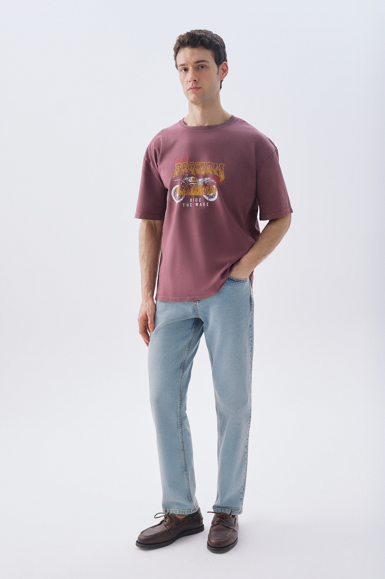 BASKILI OVERSIZE BİSİKLET YAKA T-SHIRT